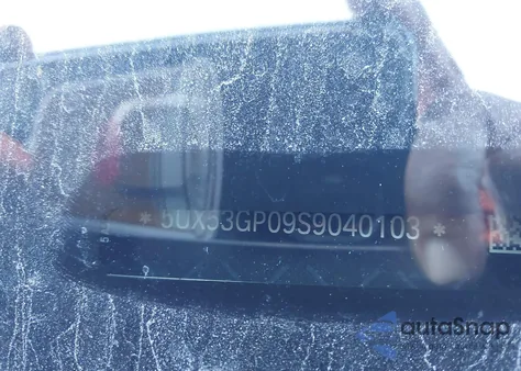 2025 BMW X3 30 xDrive из США, поврежденный, VIN 5UX53GP09S9040103